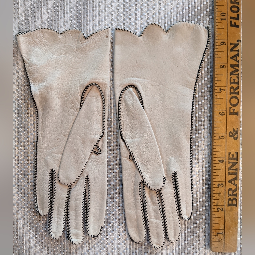 Native Deerskin Vintage Ladies Gloves size 6.5 small - Picture 6 of 11